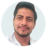 Dr Adrián Parra